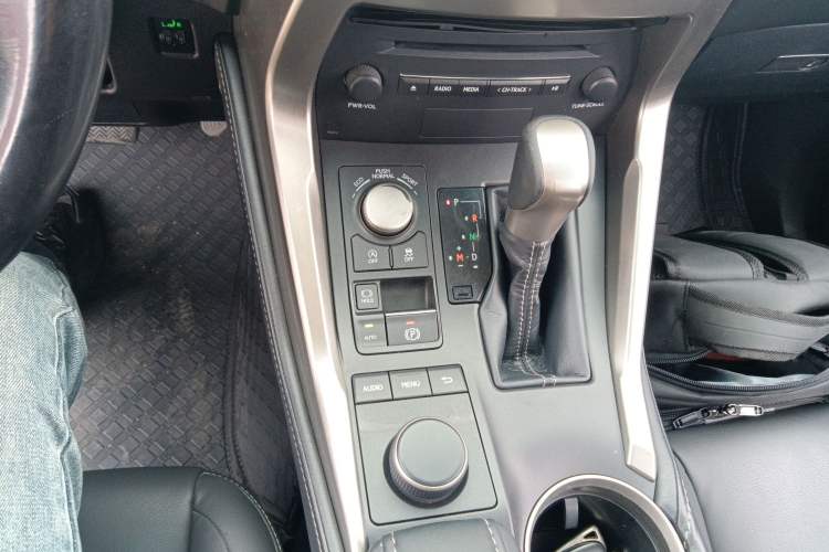 Used Lexus NX 2015 200T All-Wheel-Drive Fēngshàng Edition