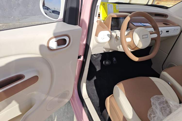 Used Bestune Pony 2026 222km Colorful Horse
