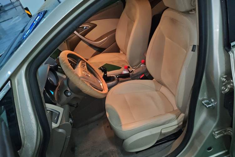 Used Buick GT 2013 GT 1.6L Manual Entry-Level Model