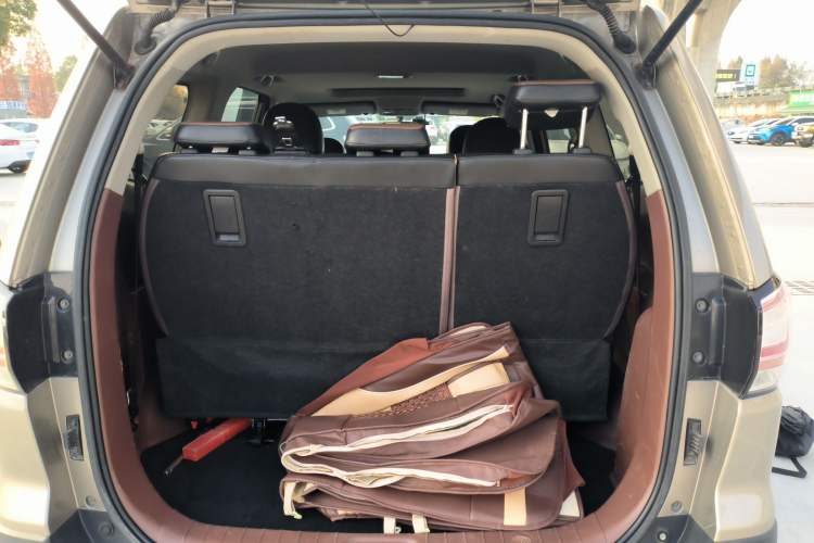 Used FORTHING SX6 2016 2.0L Manual Luxury Version