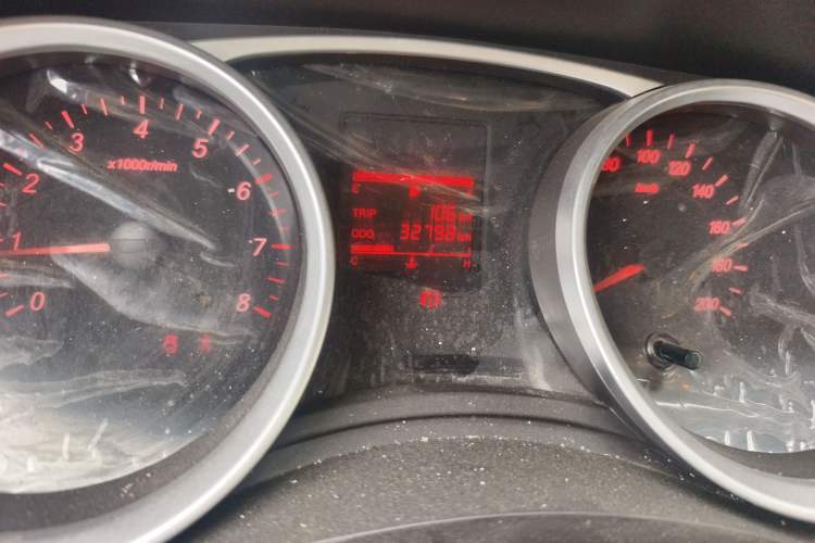 Used Wuling Hongguang 2019 1.5L S Standard Version China VI LAR
