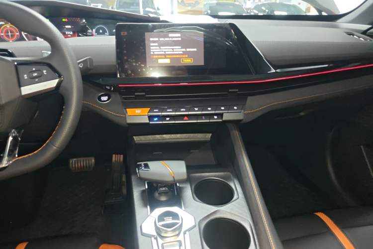 Used CHANGAN UNI-V 2024 1.5T Prestige Sport Edition