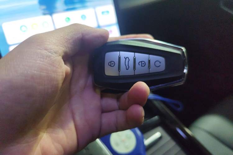 Used Geely Auto Emgrand X7 Sport 2024 1.5TD Smart Connect+