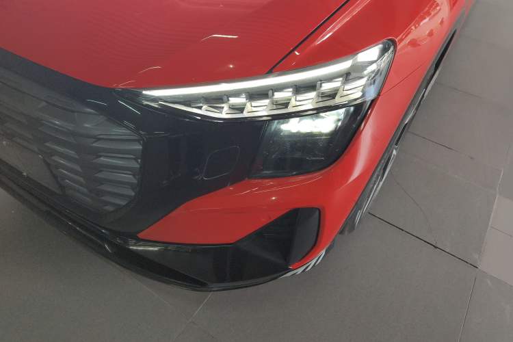 Used Audi Q5 e-tron 2022 50 e-tron quattro edition one Artistic Collection Edition
