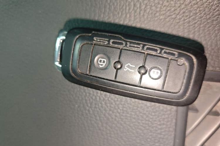 Used Qoros 3 2018 Sedan 1.6L Automatic Leading Model
