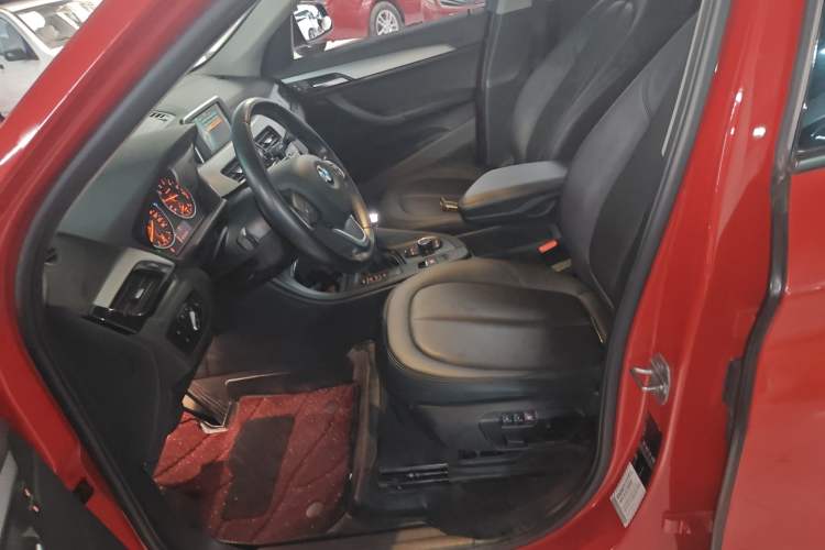 Used BMW X1 2016 sDrive18Li Fashion Model Left Front Seat