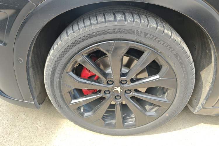 Used ARCFOX Alpha S 2022 HI Version Advanced Edition Exterior 4