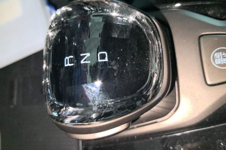 Used Denza D9 2022 DM-i 970 Four-Wheel Drive Flagship Model