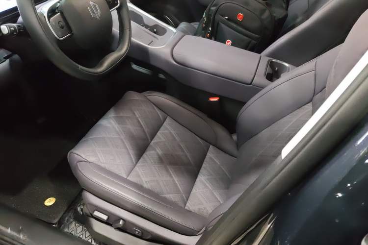 Used Leapmotor C16 2026 Extended-Range 280 LiDAR Zhizun Edition 5 Seats