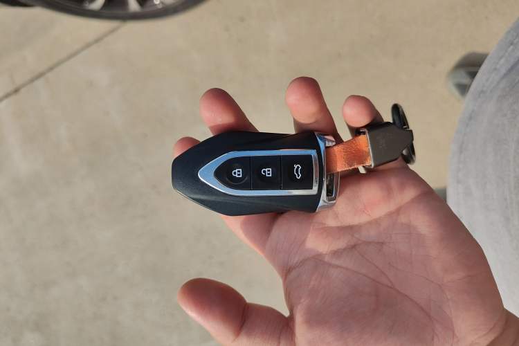 Used Zotye SR7 2016 1.5T CVT Cube Heart Edition China V Standard
