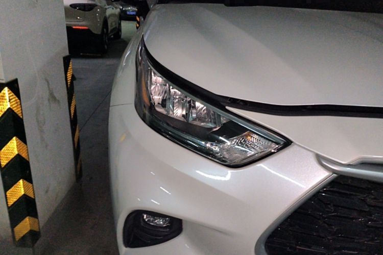 Used Toyota Highlander 2023 2.5L Smart Electric Hybrid Dual-Drive Elite Version 7 Seats Right Front Headlight