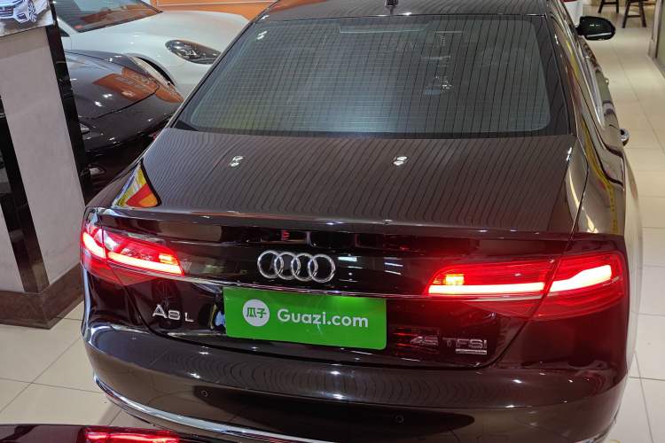 Used Audi A8 2014 A8L 45 TFSI quattro Comfort model
