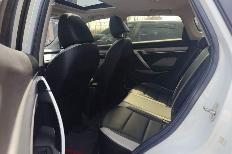 Used Geely Auto Coolray 2020 PRO 240T DCT Hunter
