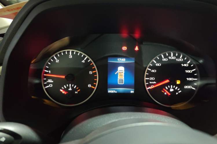 Used Great Wall Poer 2021 2.0T Commercial Version Manual Diesel 4x4 Elite Long-Box GW4D20M
