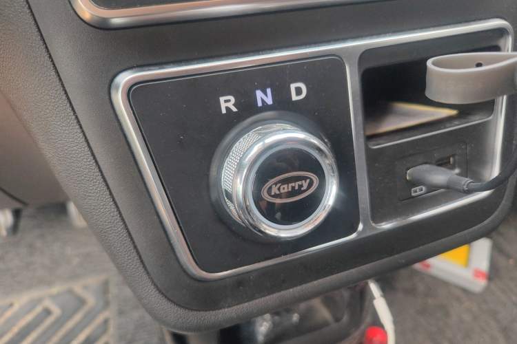 Used Karry Dolphin EV 2023 Wealth Edition
