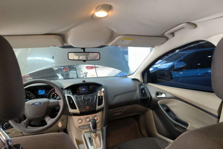 Used Ford Focus 2012 Sedan 1.6L Automatic Comfort Model