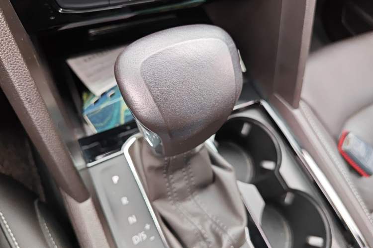 Used Volkswagen Teramont 2017 330TSI Two-Wheel-Drive Luxury Edition Gear Lever