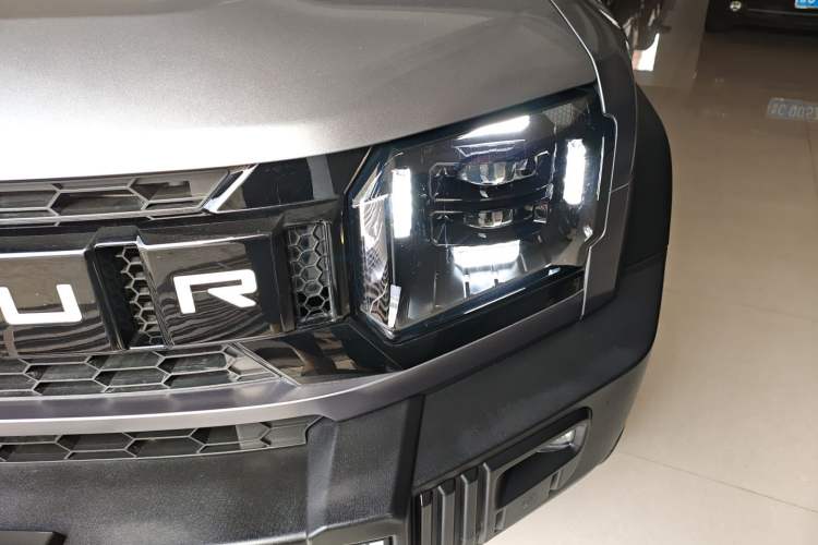 Used JETOUR Shanhai Traveler C-DM 2024 C-DM 208KM Mountain & Wilderness Edition