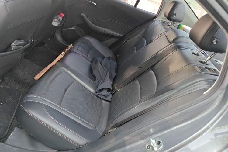 Used Roewe i5 2023 1.5L CVT Luxury Edition
