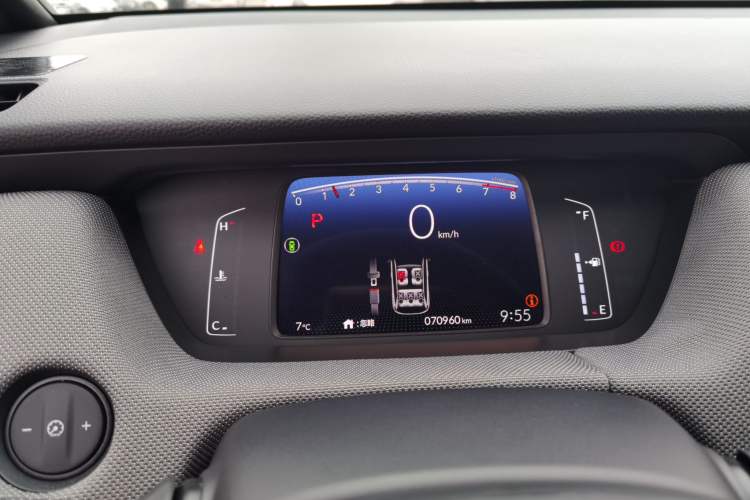 Used Honda LIFE 2021 1.5L CVT CRO-SS Fun Edition