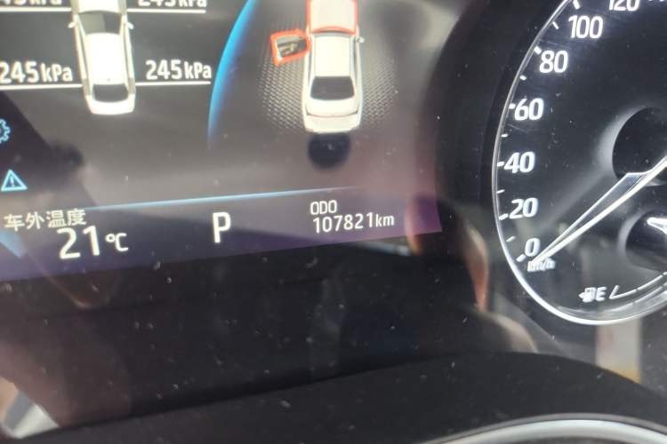 Used Toyota Avalon 2019 2.5L Touring Premium Version China VI Standard Odometer Close Up