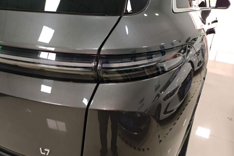 Used Li Auto L7 2023 Pro Model
