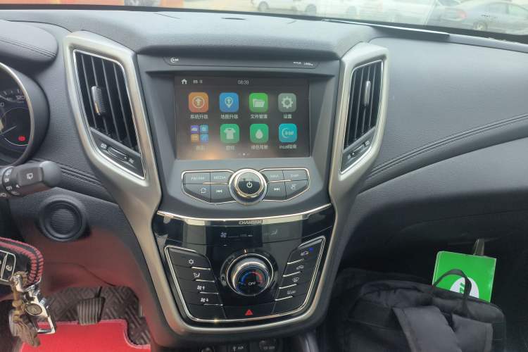 Used CHANGAN CS35 2017 1.6L Manual Luxury Model
