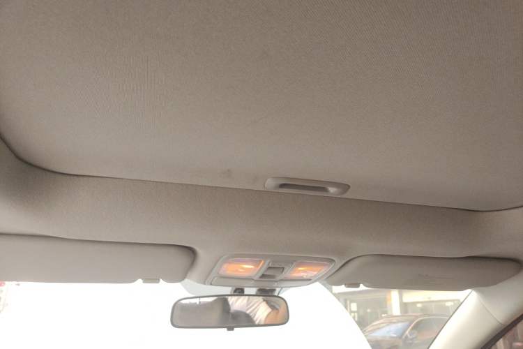 Used Hyundai ix35 2015 2.0L Automatic 2WD Smart Version China V Standard
