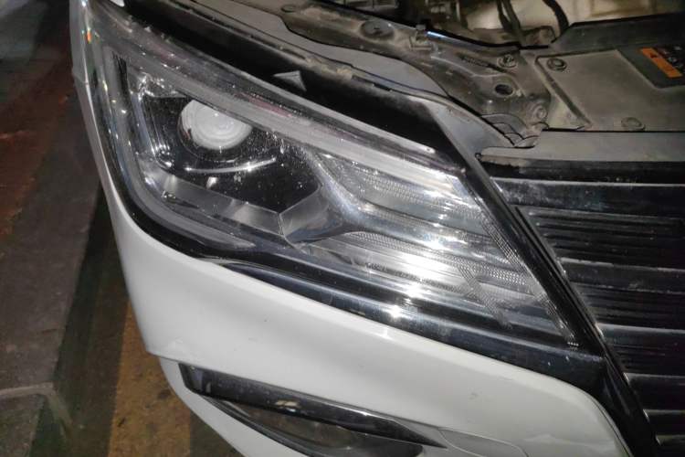 Used Roewe i5 2019 1.5L Manual 4G Connectable Langhao Edition Right Front Headlight