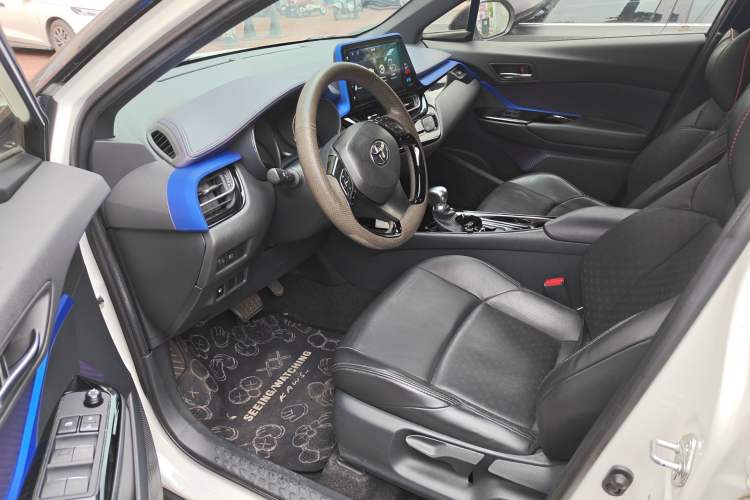 Used Toyota IZOA 2018 2.0L Yichi Version China VI Standard Driver Seat