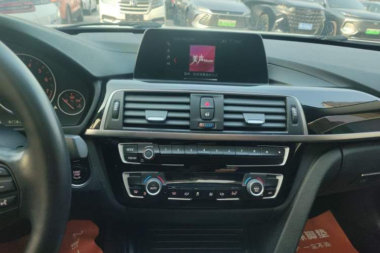 Used BMW 3 Series 2018 320Li Fashion Model
