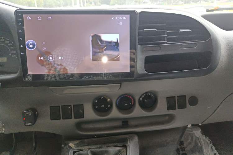 Used JMC Transit 2017 2.8T Commercial Version Long Wheelbase Mid-Roof 6/7/8-Seater JX493