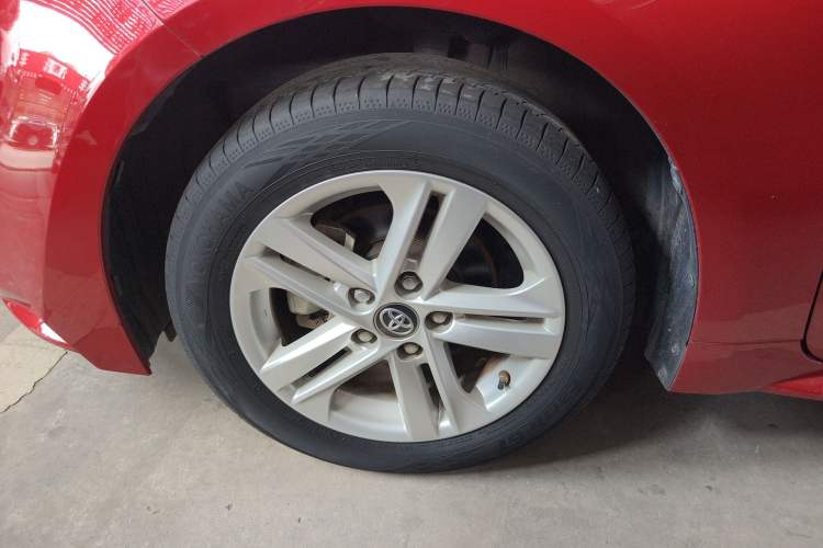 Used Toyota Levin 2021 185T CVT Luxury Edition Left Front Wheel Hub