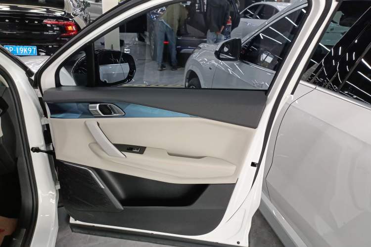 Used Lynk & Co 06 2020 1.5T YAO Halo