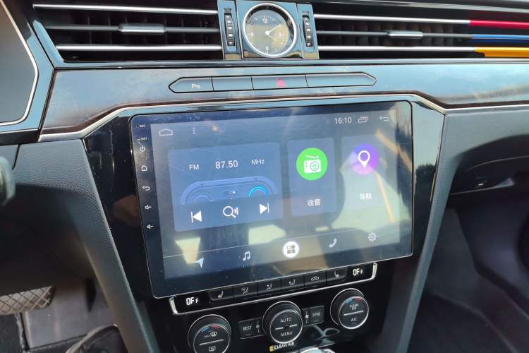 Used Volkswagen Magotan 2018 330TSI DSG Luxury Model Audio And AC Panel