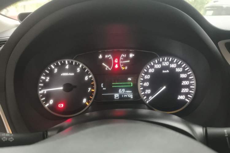 Used Nissan Sylphy 2016 1.6 XL CVT Deluxe Edition Instrument Cluster