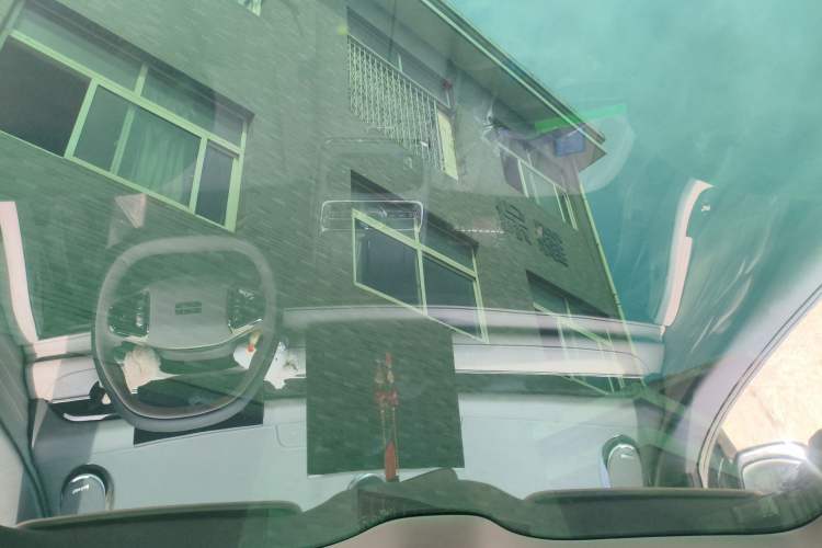 Used Geely Galaxy 8 2025 130km EM-i Prestige Edition Headliner