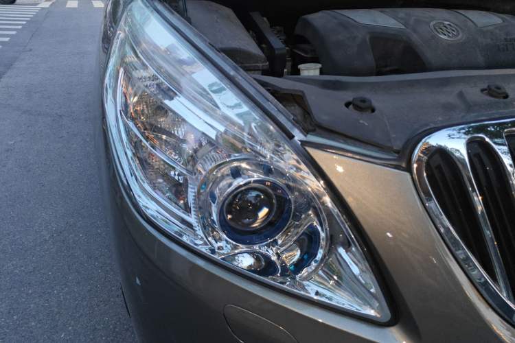 Used Buick GL8 2011 3.0L GT Luxury Business Haoya Edition