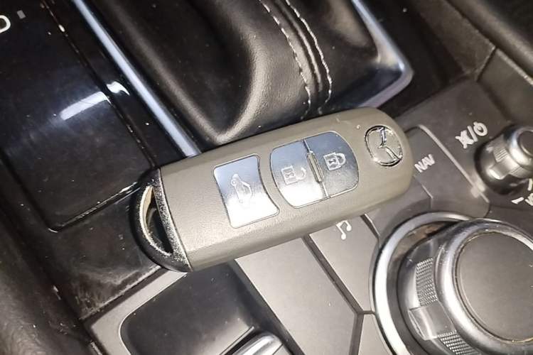 Used Mazda 3 Axela 2019 Cloud-Controlled Version Sedan 1.5L Automatic Luxury Trim China V Standard