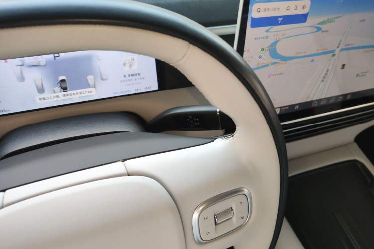 Used XPeng G6 2023 755 Ultra-Long Range Max Gear Lever