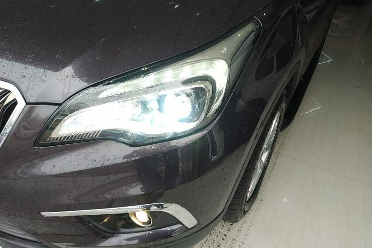 Used Buick Envision 2016 20T Two-Wheel-Drive Elite Model
