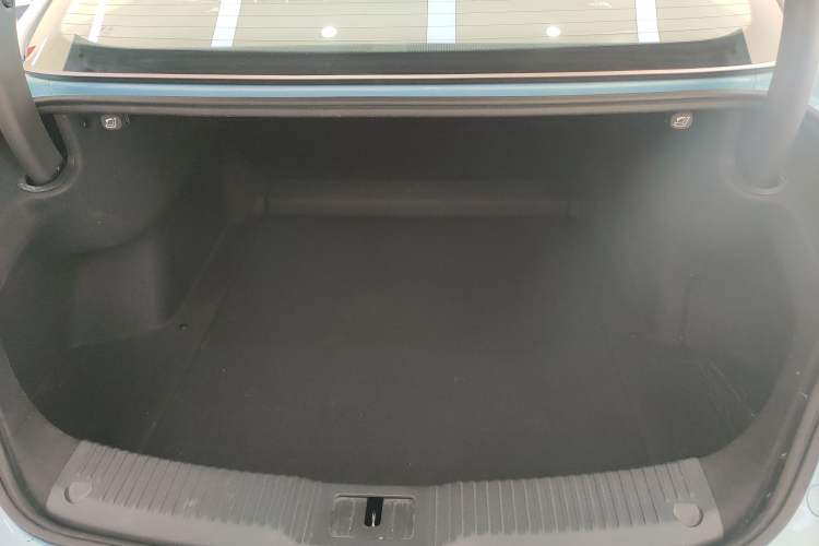 Used Hongqi H5 2024 1.5T HEV Smart Connect Flagship Edition