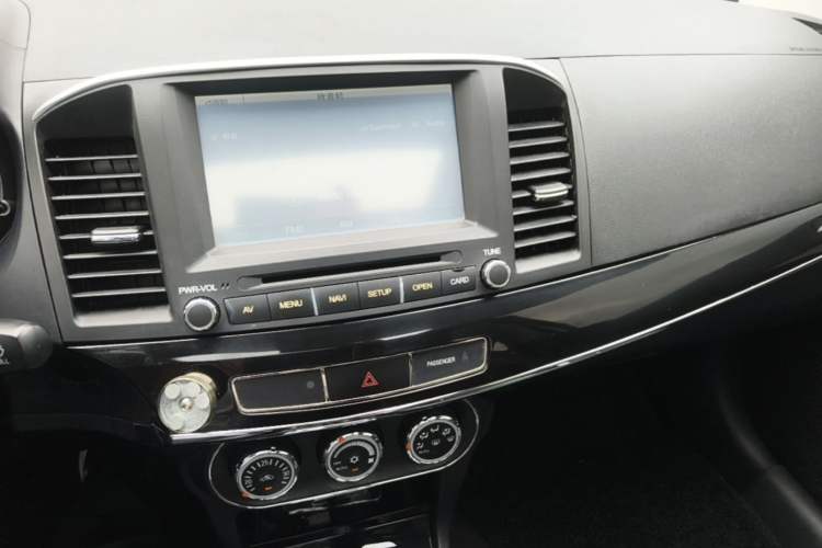 Used Mitsubishi Lancer EX 2013 Xinyuan Edition 2.0L CVT Flagship Model