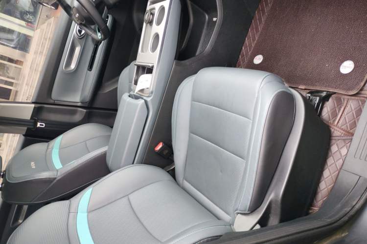 Used AION Y 2023 Younger