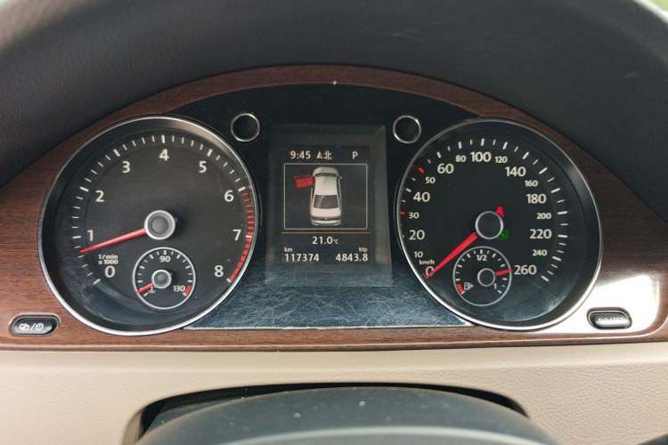 Used Volkswagen Magotan 2015 1.8TSI Prestige Model Instrument Cluster