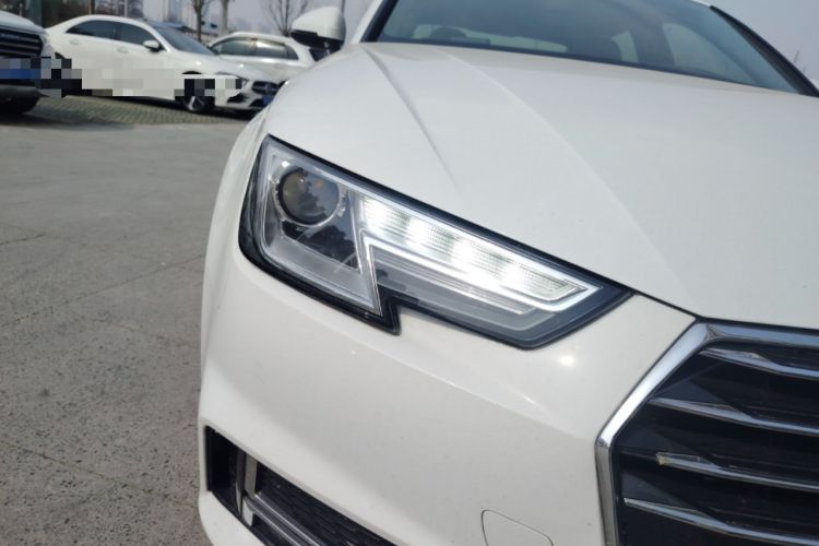 Used Audi A4L 2019 35 TFSI Ambition China VI