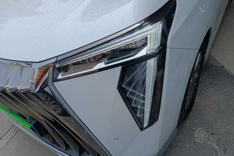 Used GAC Trumpchi M8 2024 Zongshi Series Dual-Motor Supreme Edition
