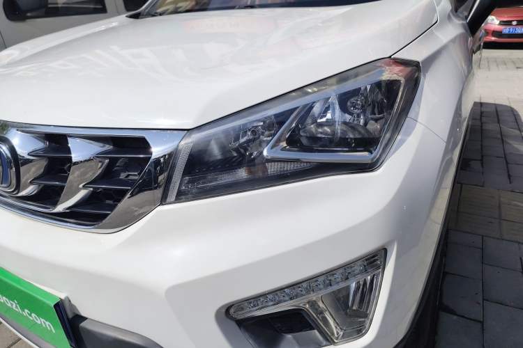 Used Changan CS15 2016 1.5L Automatic Fashion Edition