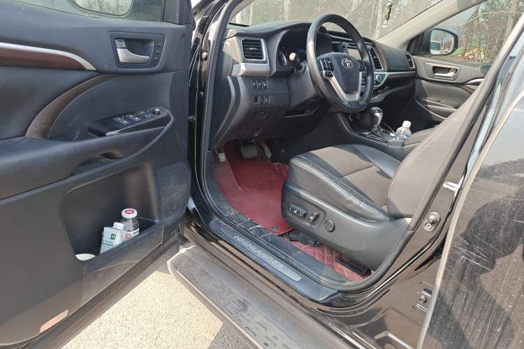 Used Toyota Highlander 2017 2.0T Four-Wheel Drive Ultimate Edition 7 Seats