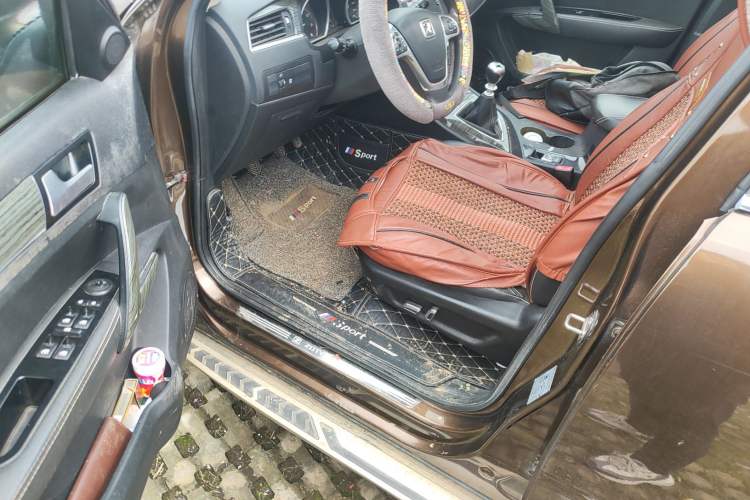 Used Zotye T600 2014 1.5T Manual Luxury Model
